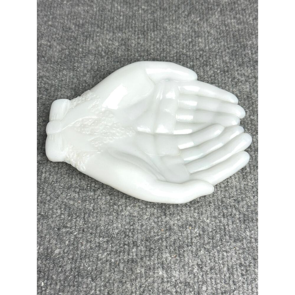 Vintage large milk glass double open hands trinket dish 7x5.5 helping hands